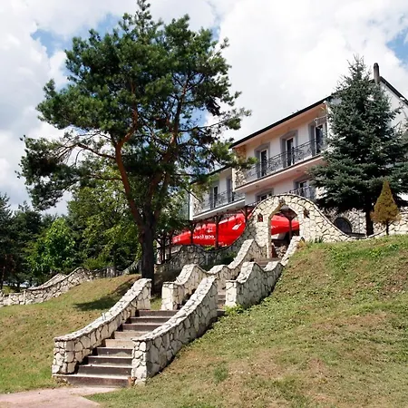 Nad Zalewem -pensjonat, Dzibice