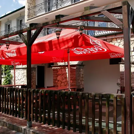 Nad Zalewem -pensjonat, Guest house Dzibice