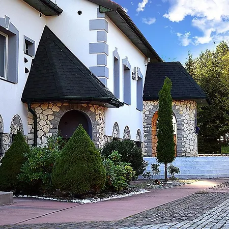 Guest house Nad Zalewem -pensjonat, Dzibice