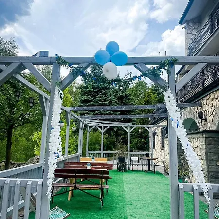 Nad Zalewem -pensjonat, Guest house