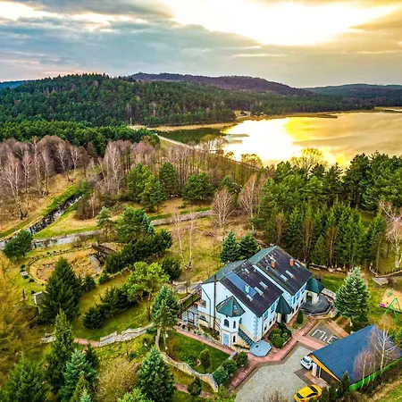 Nad Zalewem -pensjonat, בית הארחה 3*