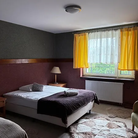 Nad Zalewem -pensjonat, Guest house
