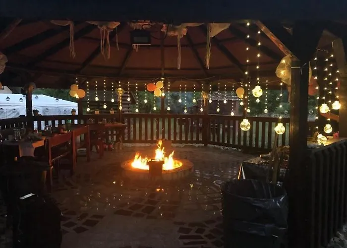 Nad Zalewem -pensjonat, 3* Dzibice