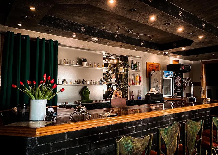 Nad Zalewem -pensjonat, 3* Dzibice