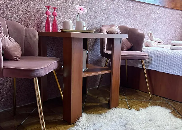 Nad Zalewem -pensjonat, 게스트하우스 3*