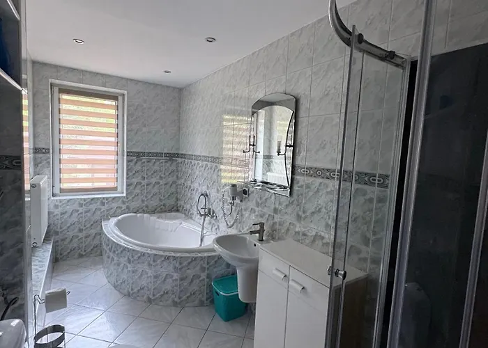 게스트하우스 Nad Zalewem -pensjonat, 3*